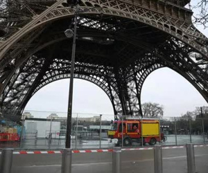 Tháp Eiffel bị báo cháy ngay trước thềm Giáng sinh khiến 1.200 người phải sơ tán khẩn: Đã xác định nguyên nhân