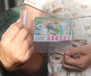 Vụ kiện đòi 2 tỉ đồng tiền trúng vé số: Toà yêu cầu nộp tạm ứng án phí