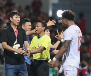 Cựu Trưởng ban Trọng tài VFF: 'Tôi đã rất hồi hộp, may là trọng tài không thổi phạt đền Hồ Tấn Tài!'