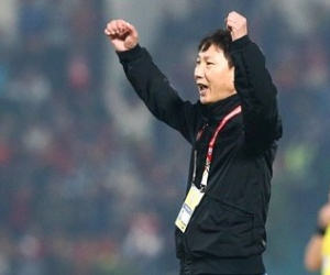 AFF Cup: Sự thật về 'đội hình trẻ' của tuyển Thái Lan, HLV Kim Sang-sik đã sẵn sàng 'nghênh chiến'?