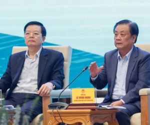 Bộ trưởng NN-PTNT chỉ cách giúp nông dân bán cây đu đủ từ 100 ngàn lên 10 triệu đồng