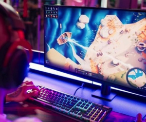 'Săn' màn hình chơi game đã qua sử dụng và những điều nên biết