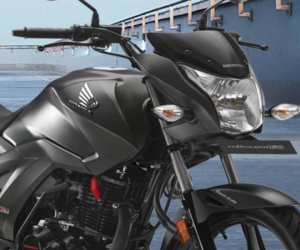 Honda trình làng mẫu xe côn tay bền đẹp, có công nghệ chống đường trơn, giá quy đổi hơn 30 triệu đồng