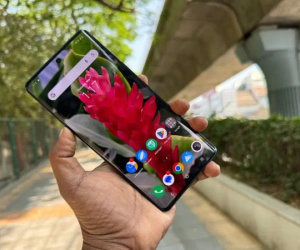Smartphone tầm trung 'đẹp như máy cao cấp': Màn hình cong hiếm thấy, RAM 12 GB, sạc nhanh 80W