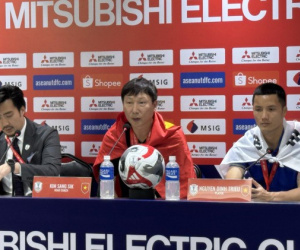HLV Kim Sang-sik: 'Đây là một trong những trận đấu điên rồ nhất sự nghiệp của tôi'