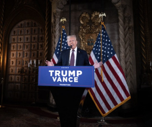 Ông Trump để ngỏ khả năng dùng vũ lực giành kênh đào Panama và đảo Greenland