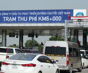 Hơn 590.000 tài khoản ETC hết tiền gây ùn tắc, sao không trừ qua thẻ ngân hàng?