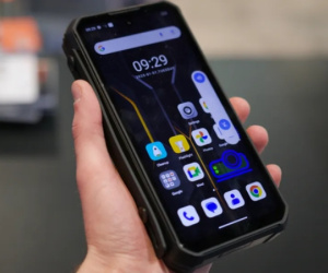 Điện thoại Android 'quái dị' nhất 2025: Tháo được màn hình sau, to như viên gạch, pin cực lớn 33.000mAh