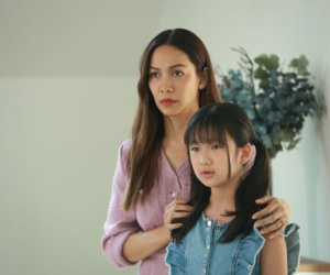 Trước khi ngủ, con gái đều hỏi một câu khiến trái tim tôi đau nhói, đành nhắn tin đồng ý tái hôn với chồng cũ