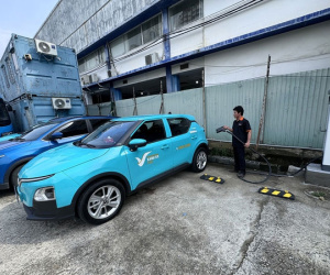 Bộ Công Thương đề xuất áp giá điện riêng với trạm, trụ sạc xe điện