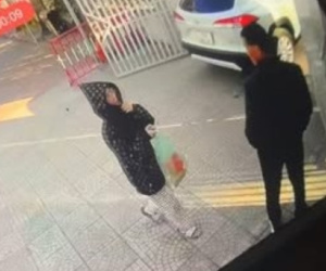 Tạm đình chỉ công tác giáo viên để người lạ vào trường dẫn trẻ mầm non đi