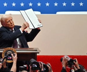 Ông Trump ký sắc lệnh đổi tên Vịnh Mexico thành 'Vịnh Mỹ': Ai đang thực sự kiểm soát vùng nước này?