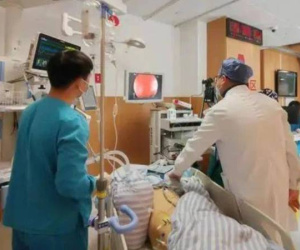Người đàn ông nôn ra 2 lít máu, rách thực quản: Thủ phạm là thứ nhiều nam giới mê mẩn dịp Tết