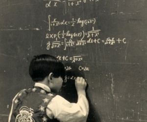 Thần đồng có IQ cao hơn Einstein, 8 tuổi được NASA mời làm việc nhưng 10 năm sau học lại tiểu học, bị chỉ trích thất bại vẫn hài lòng