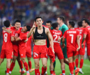 'Xạ thủ tuổi Rồng': Từ nỗi ám ảnh 10 tỷ đồng đến cú sút nhấn chìm mộng vô địch của tuyển Thái Lan