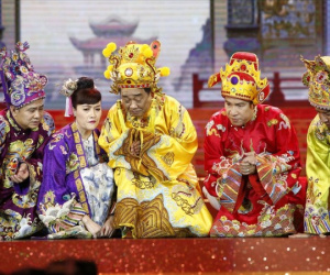 Ê hề nhạc chế Táo Quân 2025: Sơn Tùng M-TP quá hot, bộ đôi siêu sao Rosé - Bruno Mars biến thành 'meme' năm mới