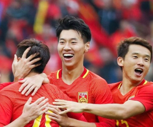 Ghi 2 bàn vào phút chót, tuyển Trung Quốc gây bất ngờ theo kịch bản nghẹt thở