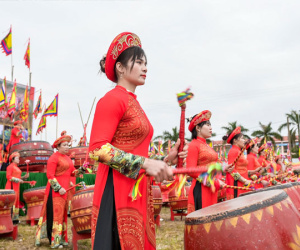 Lãnh đạo không được dự lễ hội nếu không được phân công
