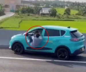Người đàn ông có dấu hiệu bất thường chui ra khỏi taxi, băng ngang cao tốc