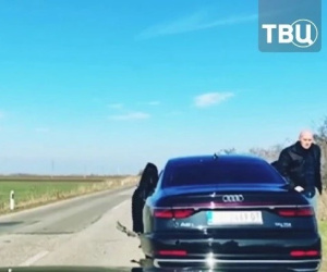 Video xe của Tổng thống Serbia văng bánh khi chạy vận tốc tối đa