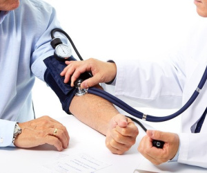 Kiên trì chạy bộ, uống trà, người đàn ông 55 tuổi bị suy thận nặng: Cảnh báo của bác sĩ khiến nhiều người phải thay đổi thói quen