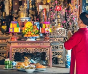 Khung giờ đẹp nhất để lên hương ngày rằm tháng Giêng Ất Tỵ 2025
