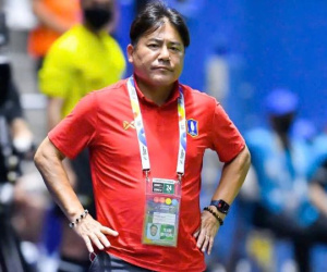 Thầy cũ của 'Messi Thái Lan' chuẩn bị dẫn dắt Hà Nội FC