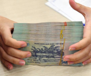 1 năm chuyển 2 nơi làm việc, có được tính giảm trừ người phụ thuộc đủ 12 tháng?