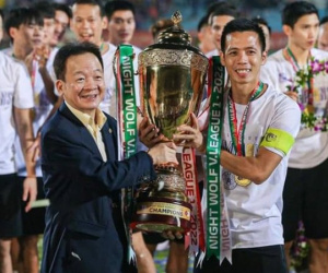 Bản hợp đồng độc nhất vô nhị 'mối tình' giữa người hùng với đại gia