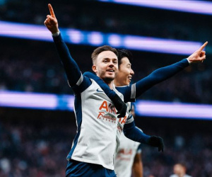 Gục ngã trước Tottenham, Man United trượt dài bảng xếp hạng
