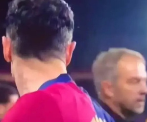 Lewandowski tức giận bị thay ra, HLV Hansi Flick cảnh báo gắt