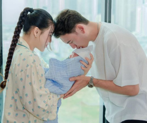 Đặng Văn Lâm hạnh phúc khoe ảnh con trai đầu lòng