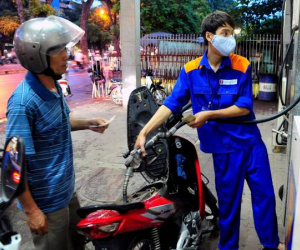 Bộ Công Thương: Để doanh nghiệp tự quyết giá xăng dầu, cải cách việc điều hành