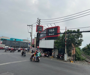 TP HCM: Công an bắt được người cầm dao xông vào cửa hàng cướp tiền