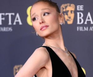 Đằng sau cơ thể gầy trơ xương của Ariana Grande
