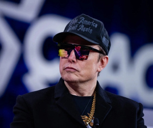 Hơn 200.000 người dân Canada muốn tước quốc tịch của tỷ phú Elon Musk