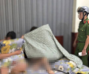 Bắt quả tang thanh niên 21 tuổi đang mua dâm người phụ nữ 40 tuổi