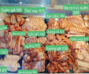 Giá heo hơi sốt, thịt heo có món vượt 300.000 đồng/kg