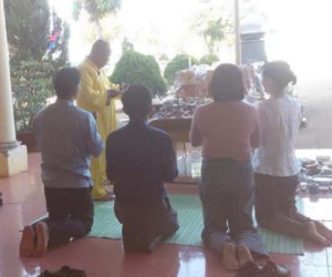 Lập lễ mời thầy cúng bái trong trường học: Hiệu trưởng nói vì cả nể bác bảo vệ