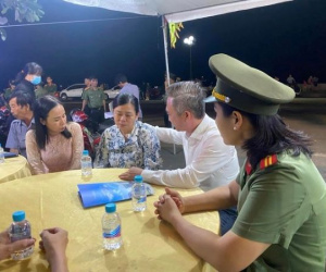 Buổi sáng cuối cùng của chiến sĩ cảnh sát bị đâm tử vong: Mang đồ ăn sáng cho mẹ, rồi đi không về nữa