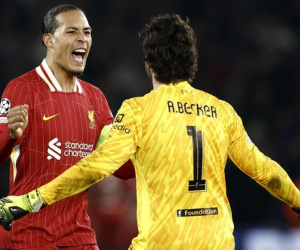 Liverpool thắng nghẹt thở PSG: Phép màu Alisson