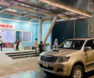 4 trẻ rơi vào tình huống nguy hiểm, hiệu trưởng ra quyết định hành động giữa đêm