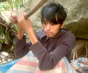 Nam thanh niên ẩn náu đến kiệt sức sau khi dùng giấy tờ giả để trốn nghĩa vụ quân sự