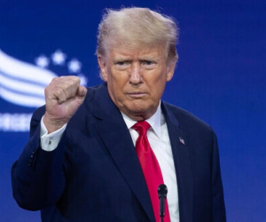 Ông Trump dọa trừng phạt Nga cho tới khi đạt được hòa bình ở Ukraine