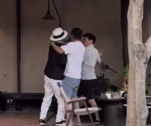 Sự thật clip nghi ông Đặng Lê Nguyên Vũ đánh nhau trong quán cà phê