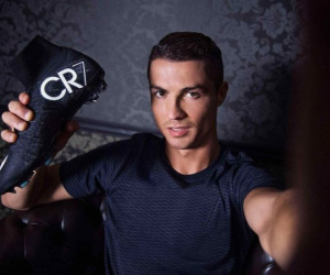 Quán quân ‘cỗ máy in tiền’ giới thể thao gọi tên CR7: Ngồi rung chân 1 tiếng cũng bỏ túi hàng triệu đô, dựng ‘đế chế’ khách sạn mang thương hiệu riêng trải khắp thế giới