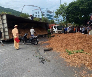 Tạm giam tài xế vụ lật xe giữa đường phố Quy Nhơn làm 3 người chết