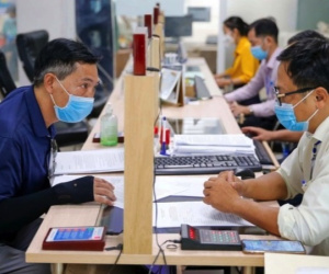 Cán bộ nghỉ hưu trước tuổi được cấp bù chế độ ra sao?
