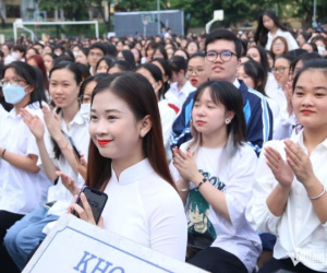 Học phí đại học trung bình 2.500 USD/năm, đừng để sinh viên phải gánh tất cả