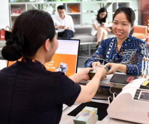 Bật mí kinh nghiệm vay ngân hàng lãi suất thấp